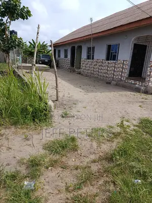 Mini Flat in Ajido for rent
