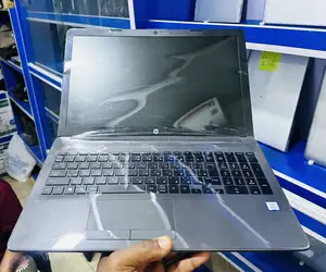 Laptop HP 250 G7 8GB Intel Core i3 SSD 128GB