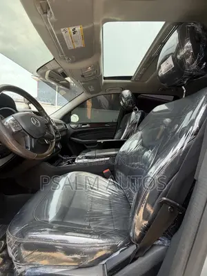 Mercedes-Benz M Class 2014 Silver
