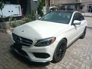 Mercedes-Benz C300 2016 White