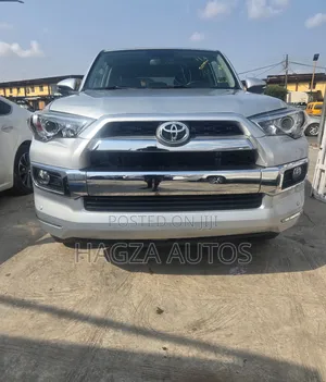 Toyota 4-Runner Limited 4dr SUV 4WD (4.0L 6cyl 5A) 2015 Silver