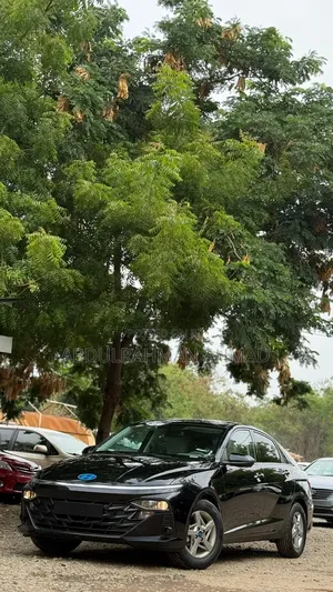 Hyundai Accent Limited 2022 Black