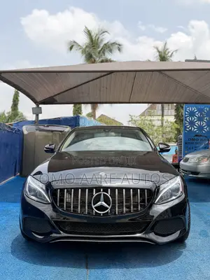 Mercedes-Benz C300 2016 Black