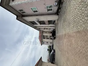 2bdrm Block of Flats in Obiwali Runuigbo, Rumuigbo for rent