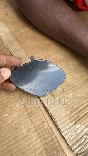 High Quality Mercedes Benz Front Bumper Tow Cover C300 Model 2015