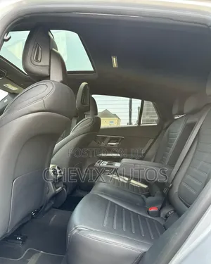 Mercedes-Benz GLC-Class GLC 300 4MATIC AWD 2024 Silver