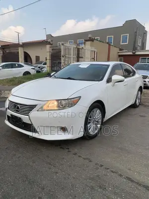 Lexus ES 350 FWD 2014 White