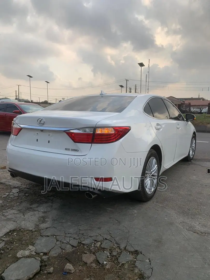 Lexus ES 350 FWD 2014 White
