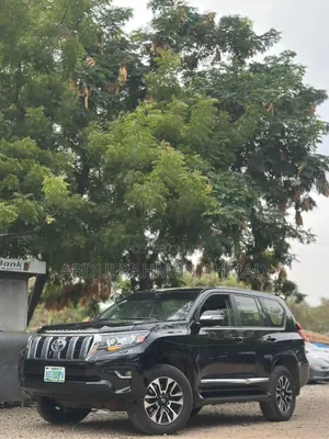 Toyota Land Cruiser Prado 4.0 Petrol TX-L 2015 Black
