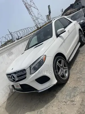 Mercedes-Benz GLE-Class GLE 400 4MATIC 2017 White