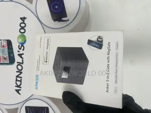 Brand New Anker 3in1 Cube Magsafe