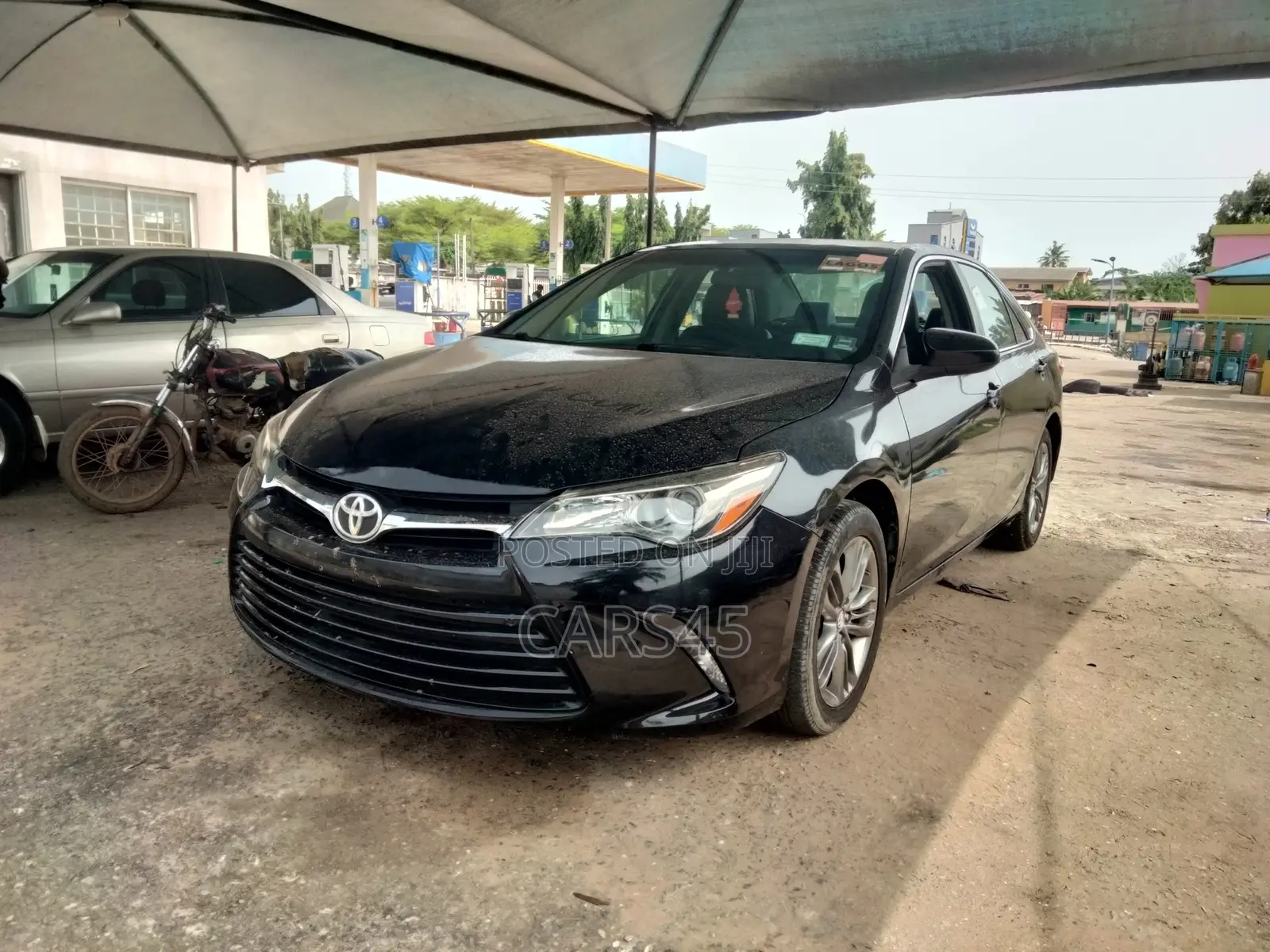 Toyota Camry 2017 Black