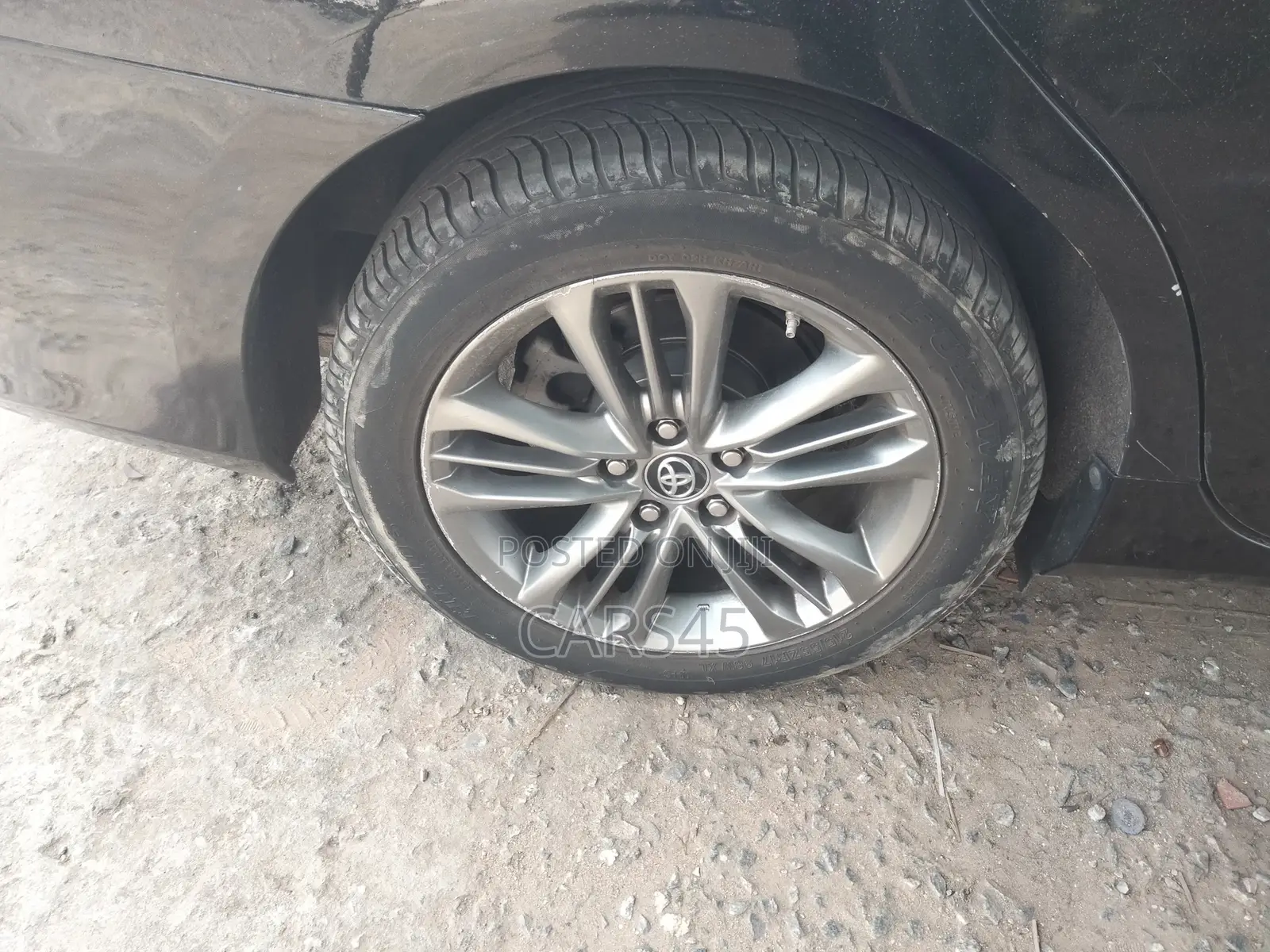 Toyota Camry 2017 Black