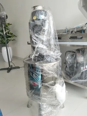 Cosmetics Mixer