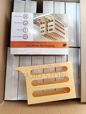 Space-Saving Automatic Rolling Egg Storage Box