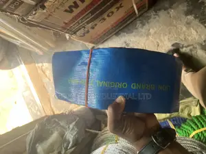 Lion Brand 3”