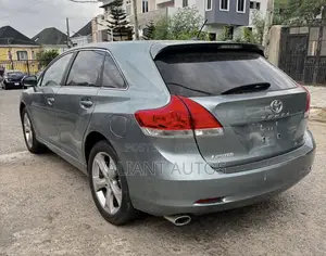 Toyota Venza Limited 2010 Green