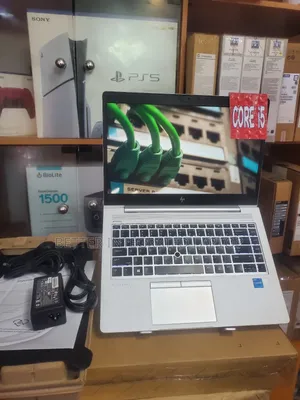 New Laptop HP EliteBook 725 8GB Intel Core 5 SSD 1T