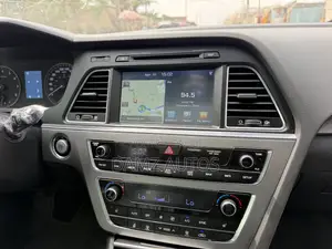 Hyundai Sonata Sport Sedan FWD (2.4L 4cyl 6A) 2016 White