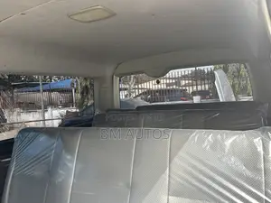 Toyota HiAce 2012 White
