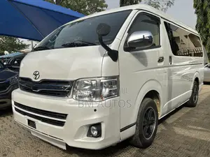Toyota HiAce 2012 White