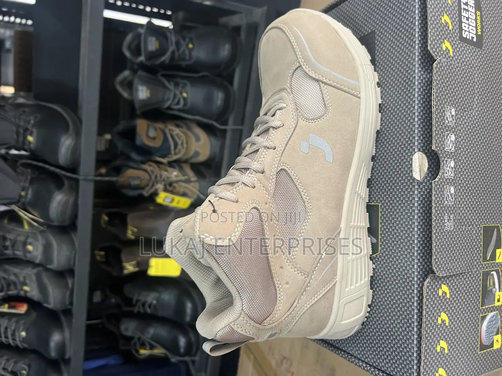 Fuji Mid Safety Jogger Boot