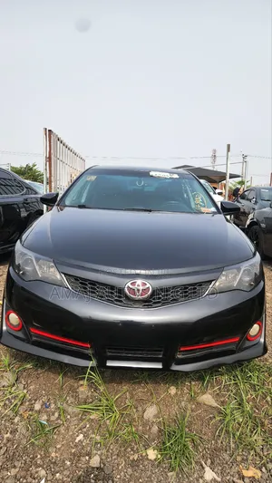Toyota Camry SE V6 4dr Sedan (3.5L 6cyl 6A) 2013 Black