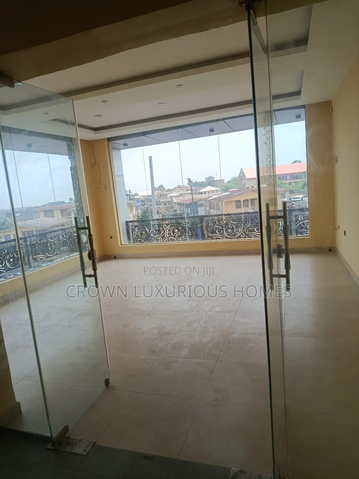 Shops Inside Mall to Let