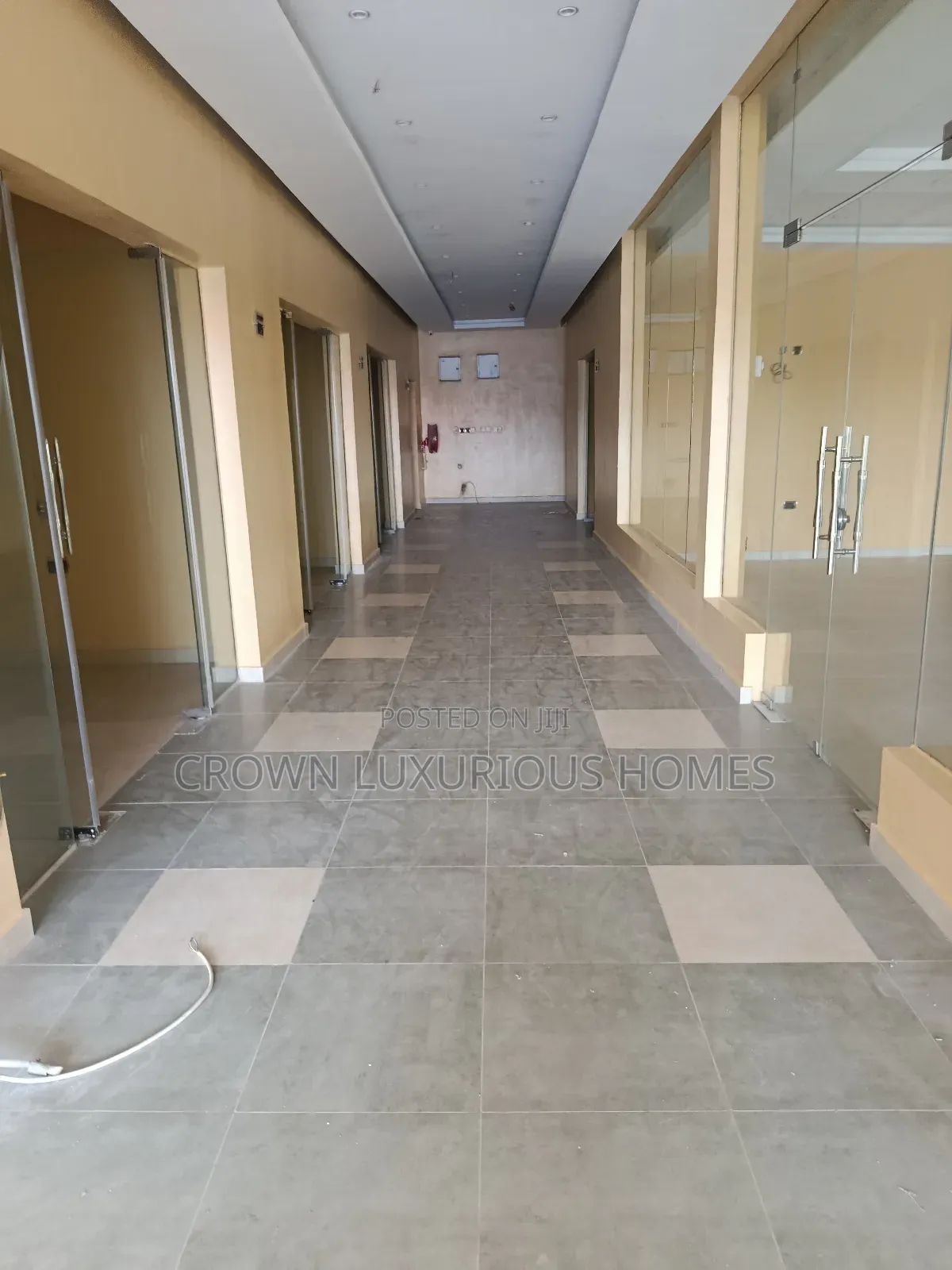 Shops Inside Mall to Let