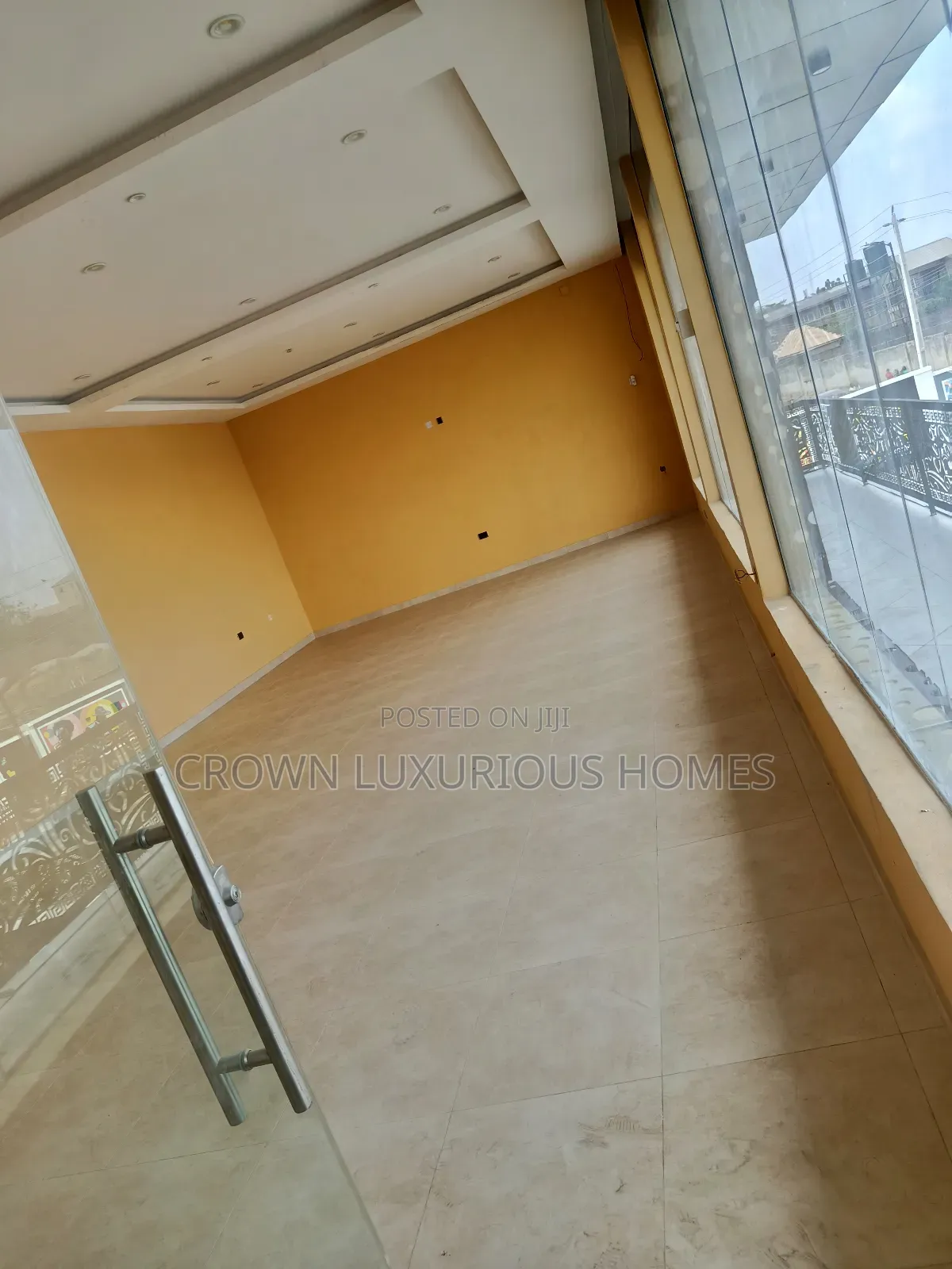 Shops Inside Mall to Let
