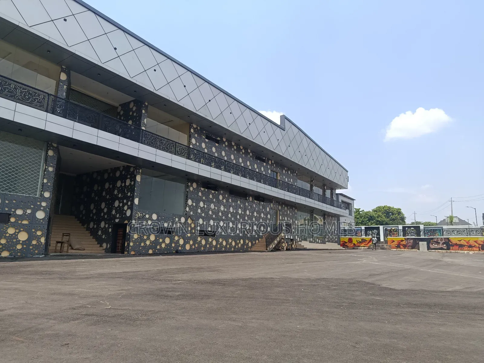 Shops Inside Mall to Let