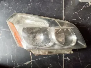 Headlight for Pontiac Vibe 2009 - 2013 Right Side (Passenger Side)