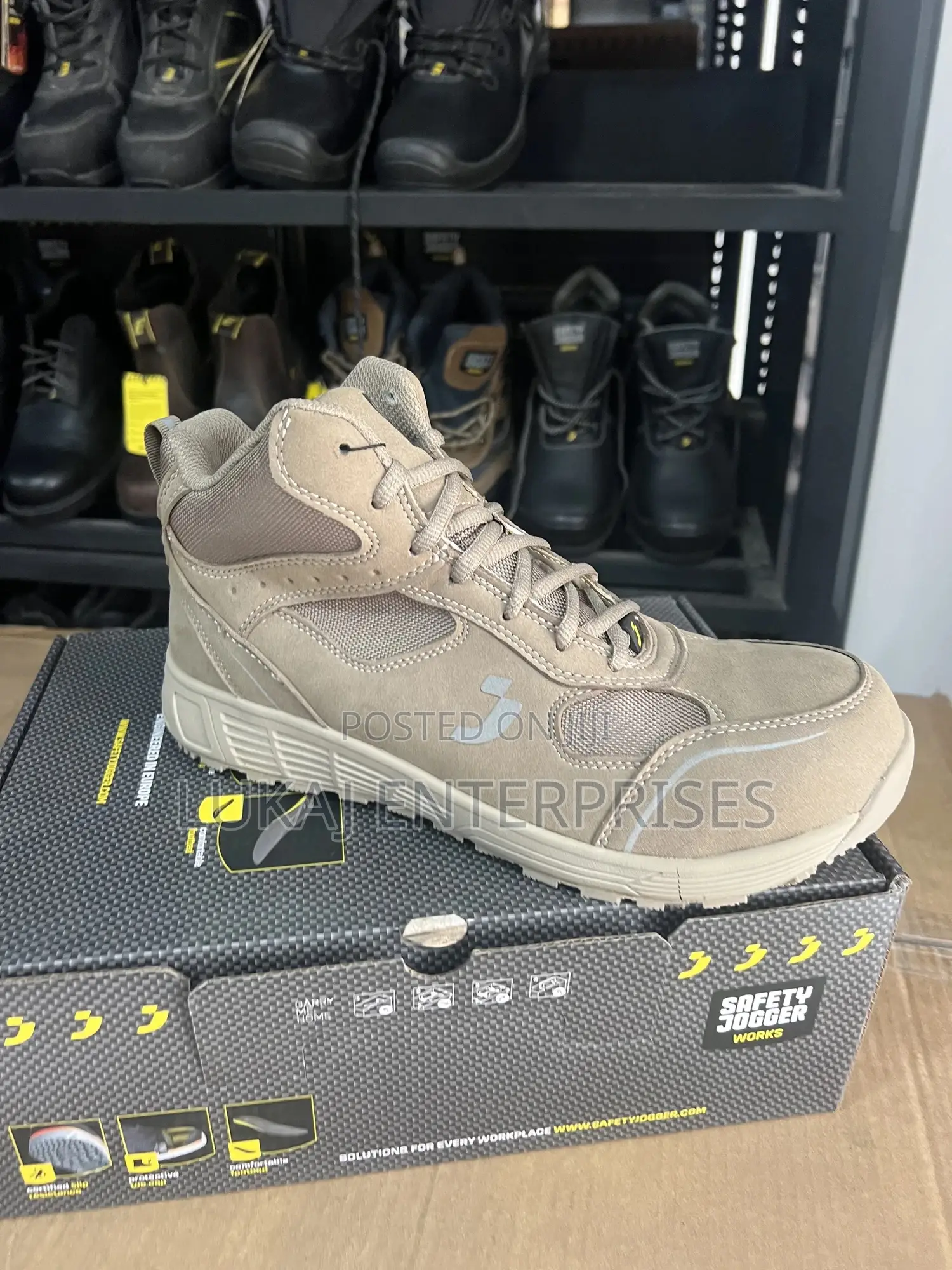 Fuji Mid Safety Jogger Boot