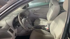 Toyota Corolla 2010 Gray