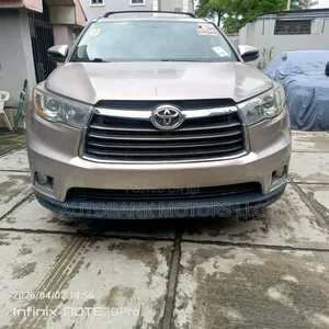 Toyota Highlander Limited 4dr SUV AWD (3.5L 6cyl 6A) 2015 Silver