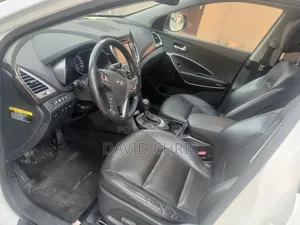 Hyundai Santa Fe Limited Ultimate AWD 2017 White
