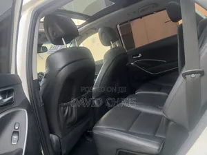 Hyundai Santa Fe Limited Ultimate AWD 2017 White