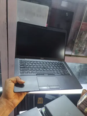 Laptop Dell Latitude 5400 8GB Intel Core i5 SSD 256GB