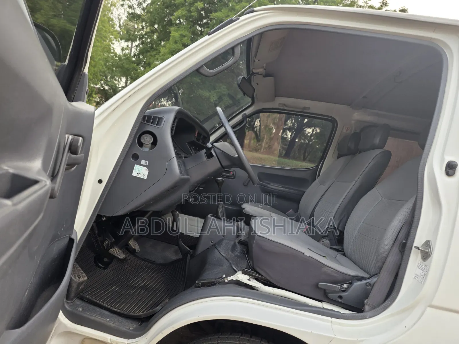 Toyota HiAce 1995 White