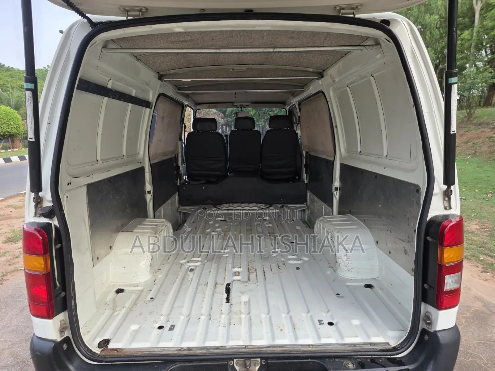 Toyota HiAce 1995 White