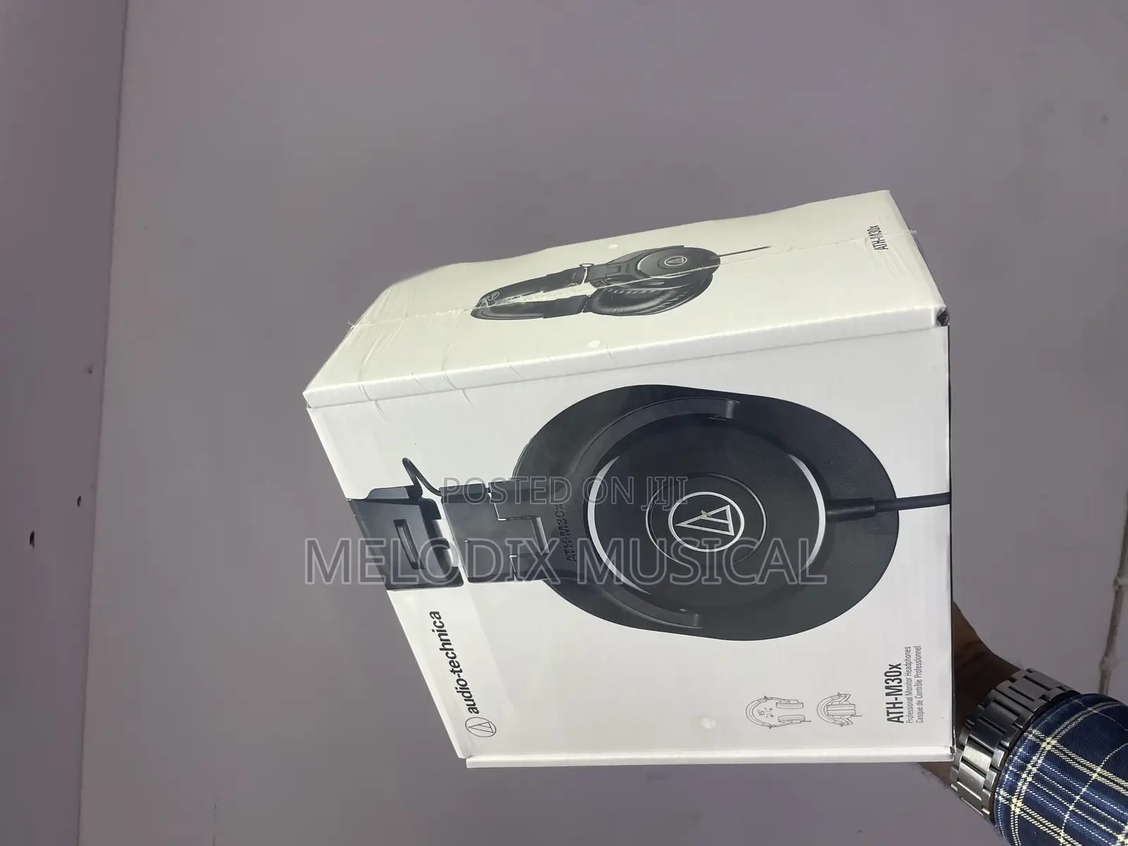 Audio-Technica Ath-M30x Professional Studio Headphones