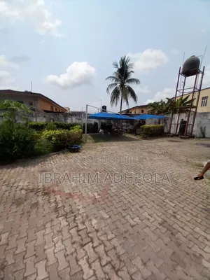 Land Measuring 900sqm With a Fully Detached Duplex