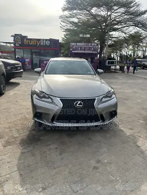Lexus IS 2015 Silver