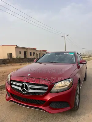 Mercedes-Benz C300 Luxury Sedan RWD (2.0L 4cyl 7A) 2016 Red