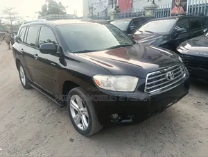 Toyota Highlander Limited 2010 Black