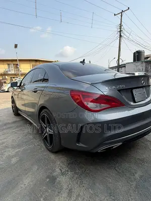 Mercedes-Benz CLA-Class CLA 250 Sedan 2018 Gray