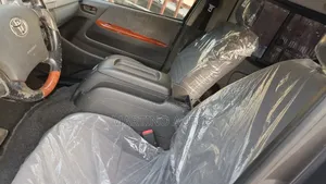 Toyota HiAce 2013 Silver