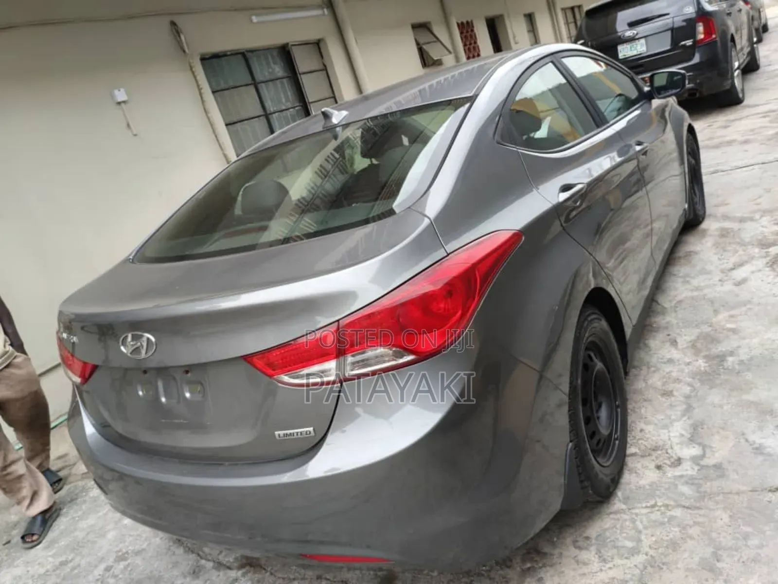 Hyundai Elantra 2013 Gray