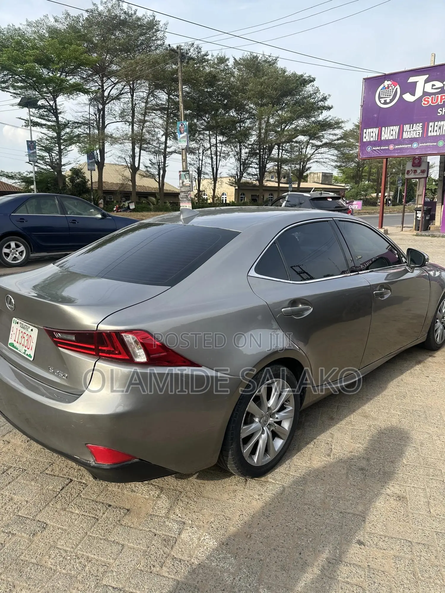Lexus IS 2015 Silver