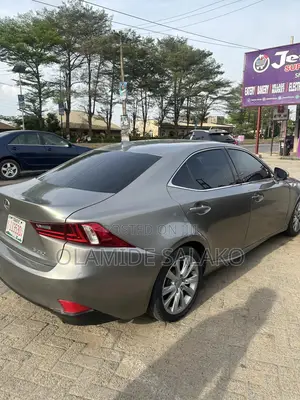 Lexus IS 2015 Silver